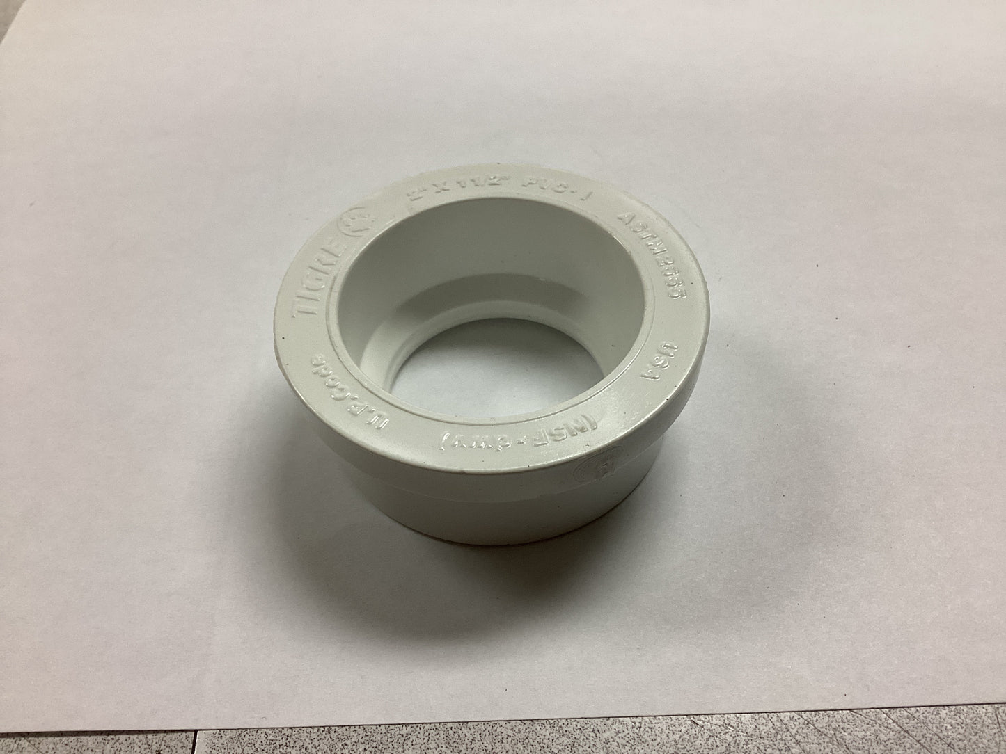 2 x 1 1/2 BUSH PVC p107-251