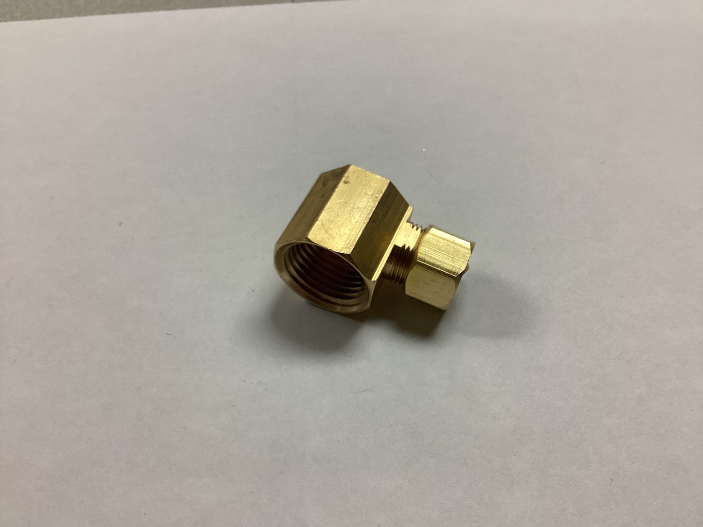 1/2 FIP X 3/8 COMPRESSION ELL 4023008